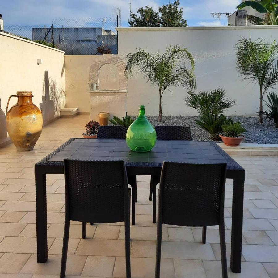 Casa Vacanze Lu Cumentu Maruggio Eksteriør billede